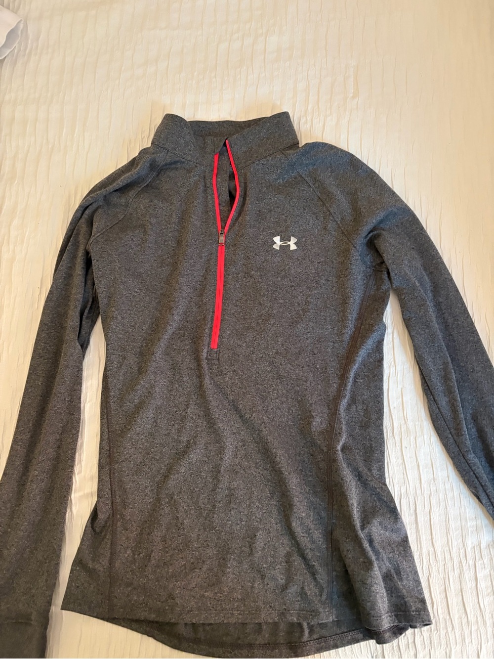 Under Armour Women’s Charcoal 1/4 Zip Top with Pink Zipper